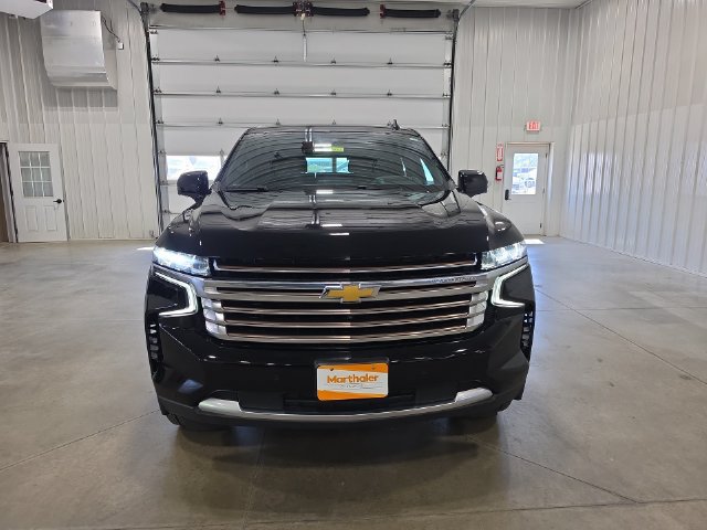 Used 2024 Chevrolet Tahoe High Country w/ Advanced Technology Package AWD/4WD image 3