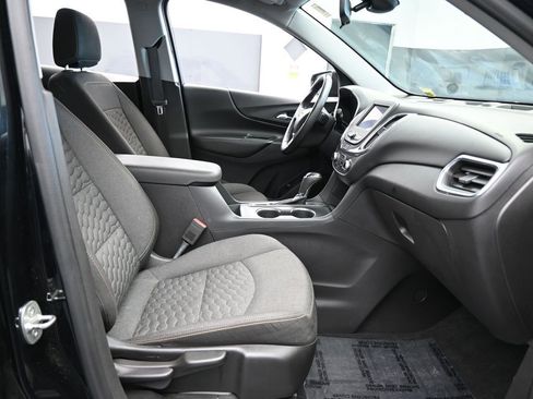 Used 2020 Chevrolet Equinox LT image 45
