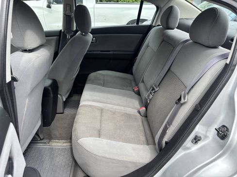 Used 2012 Nissan Sentra 2.0 SR FWD image 10