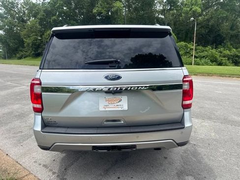 Used 2019 Ford Expedition XLT w/ Equipment Group 202A RWD image 6
