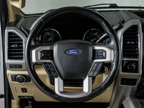 Used 2019 Ford F450 Lariat w/ Lariat Value Package image 16