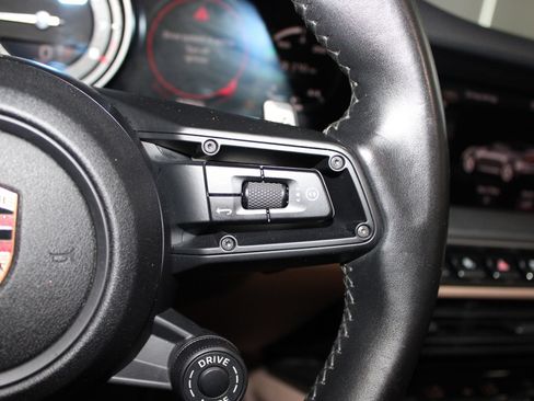 Used 2020 Porsche 911 Carrera S RWD image 34