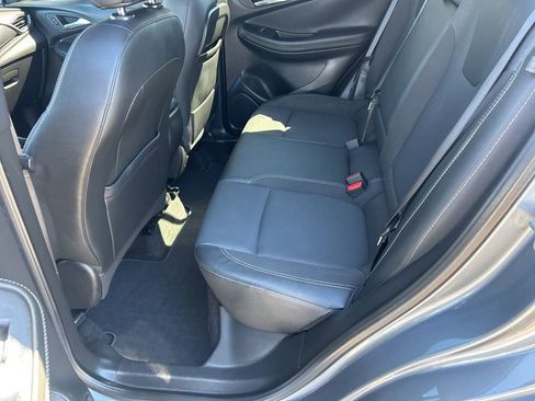 Used 2022 Buick Encore GX Select w/ Sport Touring Package image 22