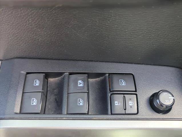 Used 2019 Toyota Tacoma SR5 RWD image 10