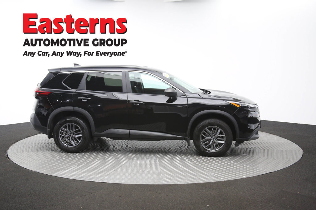 Used 2023 Nissan Rogue S AWD/4WD image 48
