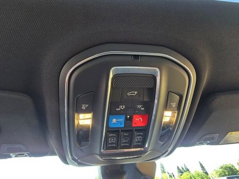 New 2026 Jeep Grand Cherokee L Limited AWD/4WD image 21