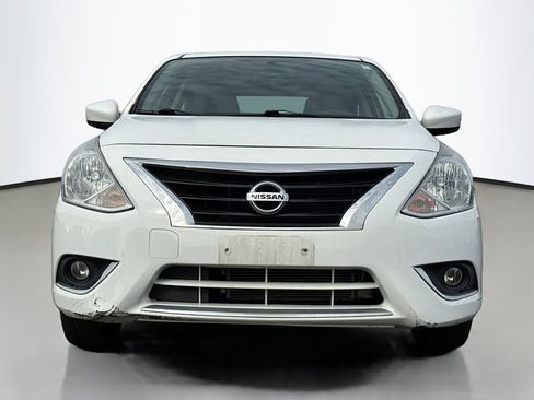 Used 2015 Nissan Versa SV w/ SV Appearance Package image 12