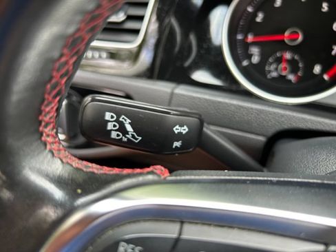 Used 2020 Volkswagen GTI SE FWD image 25