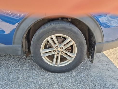 Used 2021 Ford Explorer XLT RWD image 7