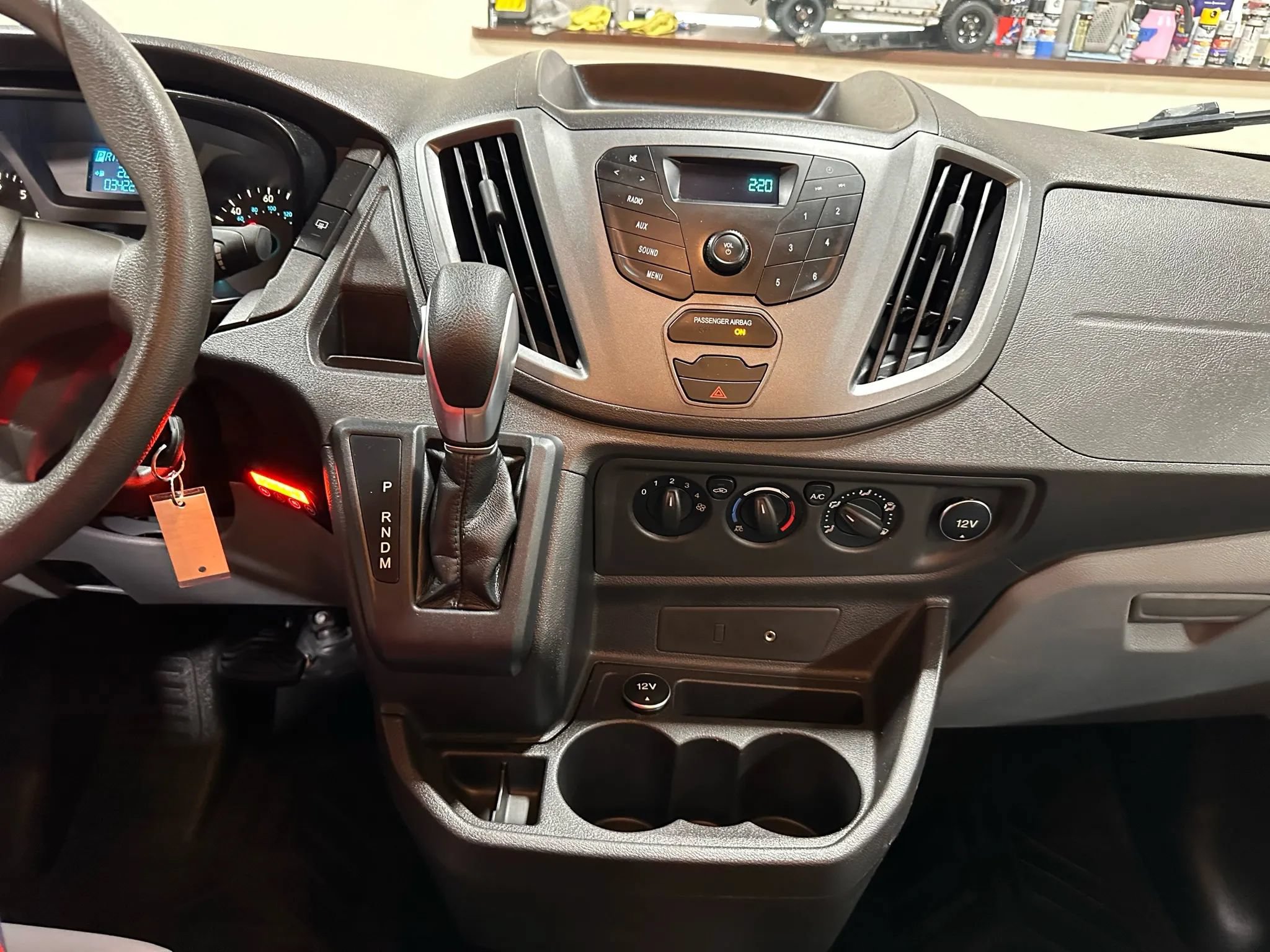 Used 2015 Ford Transit 350 148 Medium Roof RWD image 43