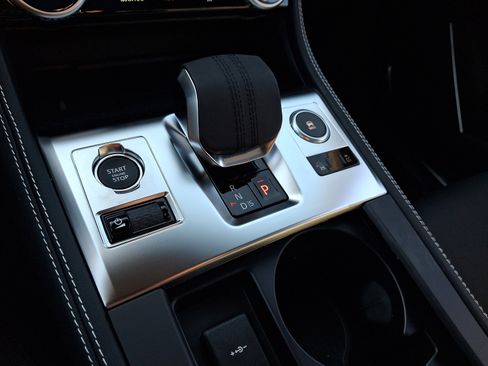 New 2026 Jaguar F-PACE R-Dynamic S image 13