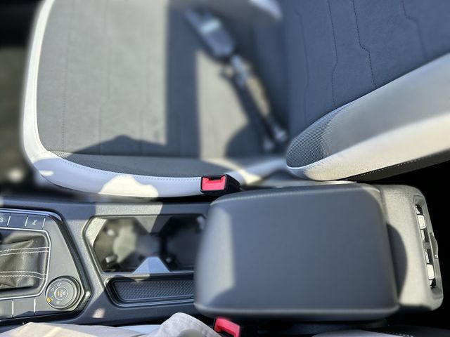 New 2026 Volkswagen Taos SE AWD/4WD image 21