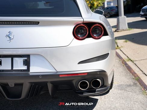 Used 2019 Ferrari GTC4Lusso T RWD image 7