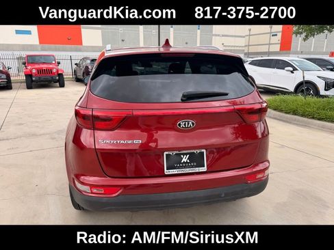 Used 2017 Kia Sportage LX w/ LX Popular Package FWD image 3