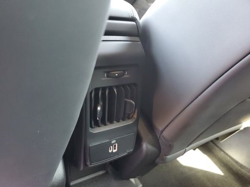 Used 2024 Alfa Romeo Tonale Veloce image 14