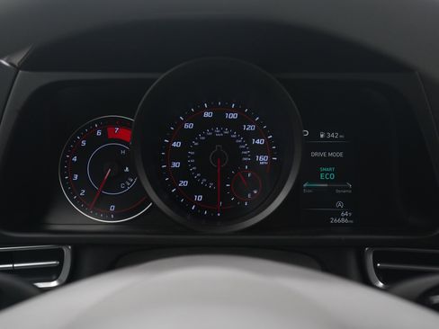 Used 2023 Hyundai Elantra SE image 22