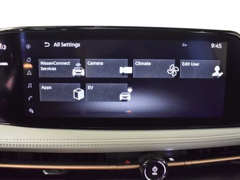 Used 2024 Nissan Ariya AWD image 24
