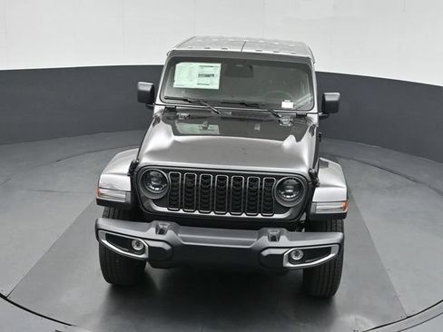 New 2026 Jeep Gladiator Sport AWD/4WD image 35