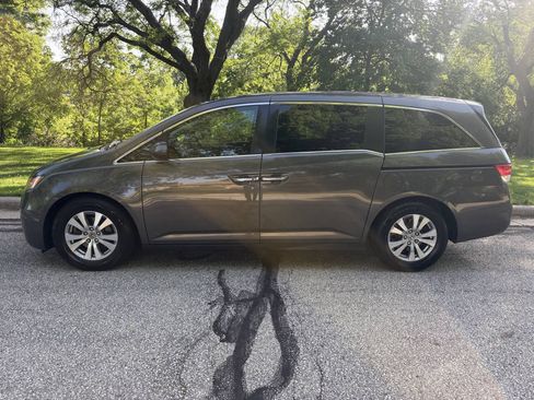Used 2015 Honda Odyssey EX-L image 2