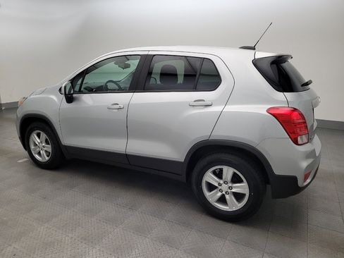 Used 2020 Chevrolet Trax LS w/ Tint and Cruise Package FWD image 3