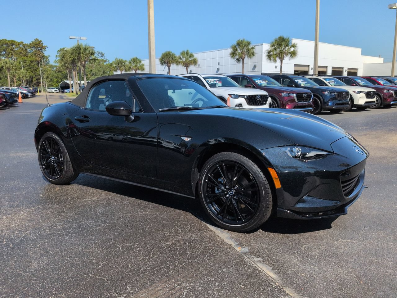 New 2026 MAZDA MX-5 Miata Club w/ Interior Package RWD image 2