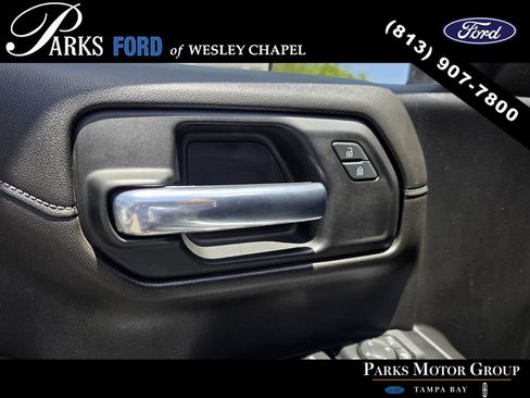 Used 2019 Chevrolet Silverado 1500 RST AWD/4WD image 17