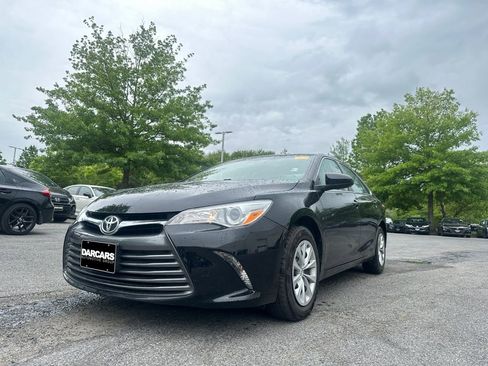 Used 2016 Toyota Camry LE FWD image 32