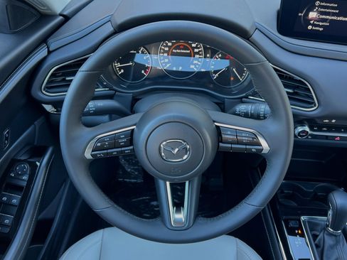 Used 2025 MAZDA CX-30 AWD 2.5 S w/ Preferred Package image 17
