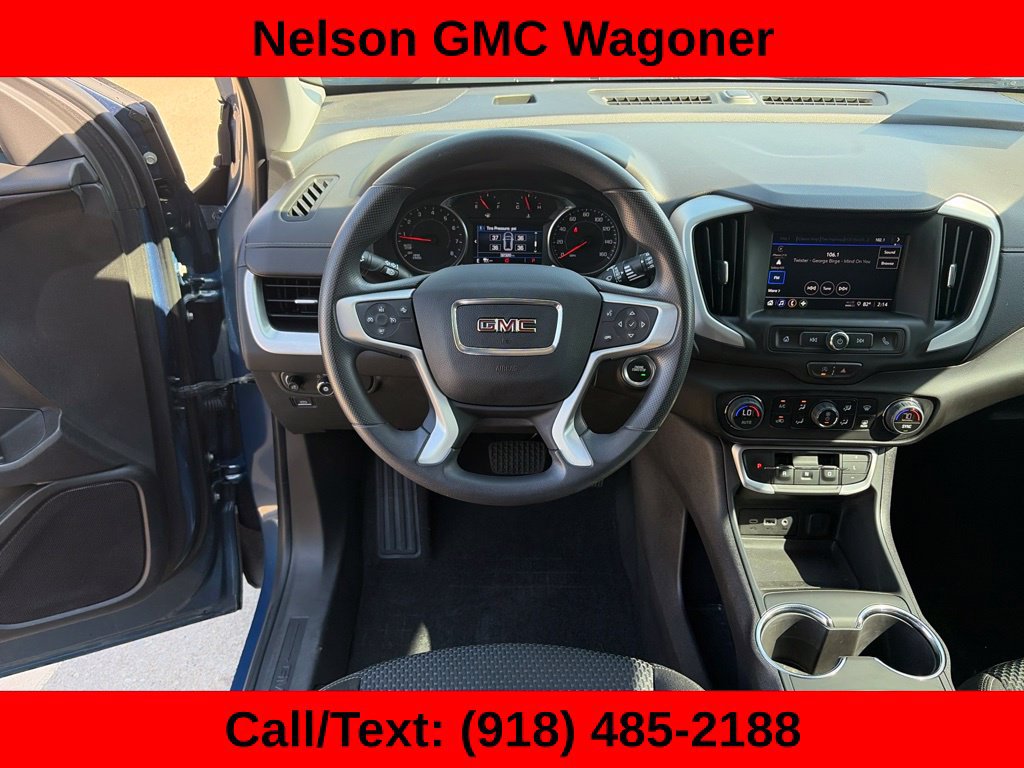 Used 2024 GMC Terrain SLE w/ Driver Convenience Package FWD image 22