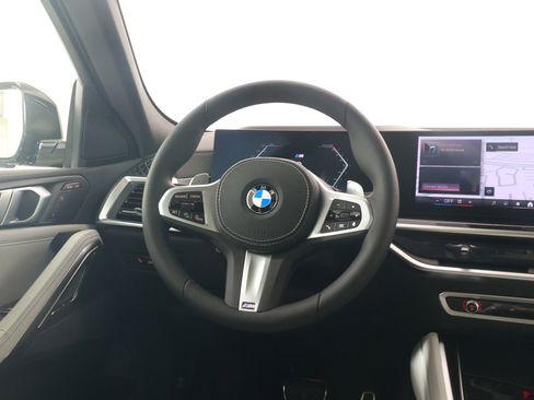 Used 2025 BMW X6 xDrive40i w/ Parking Assistance Package image 14