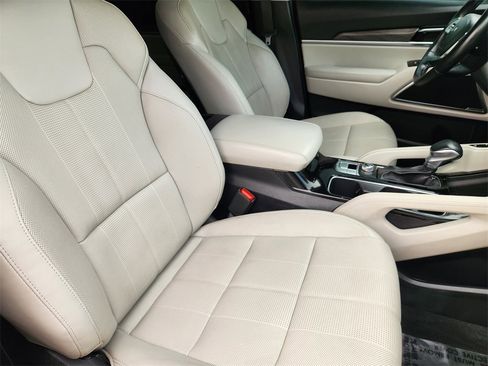 Used 2022 Kia Telluride EX w/ EX Premium Package image 14
