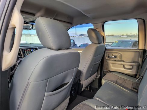 Used 2018 RAM 1500 Big Horn image 14