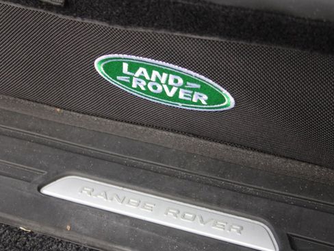 Used 2023 Land Rover Range Rover SE image 46