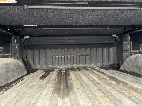 Used 2022 GMC Sierra 1500 Denali AWD/4WD image 17