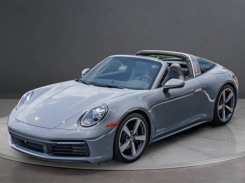 Used 2024 Porsche 911 Targa 4 AWD/4WD image 2