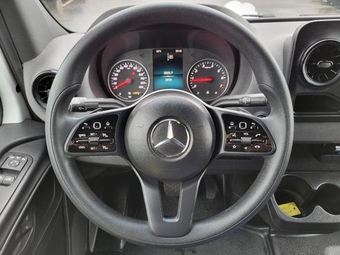 Used 2023 Mercedes-Benz Sprinter 2500 w/ Dashboard Charging Package image 11