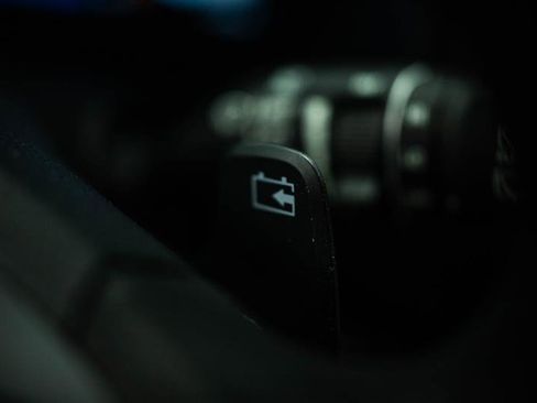 Used 2023 Hyundai Kona SE FWD image 19