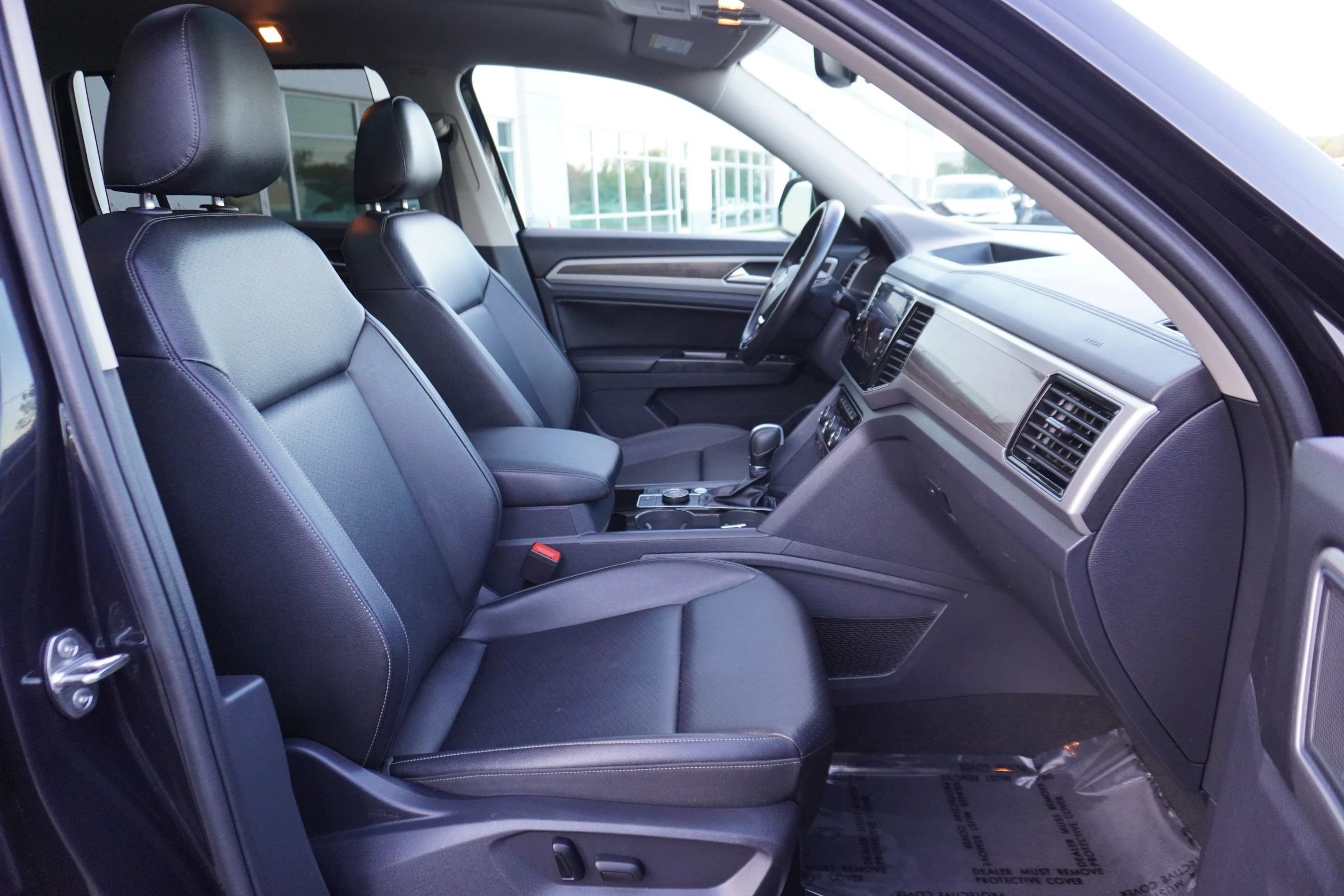 Used 2019 Volkswagen Atlas SEL R-Line AWD/4WD image 13
