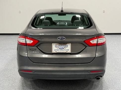 Used 2016 Ford Fusion S FWD image 10