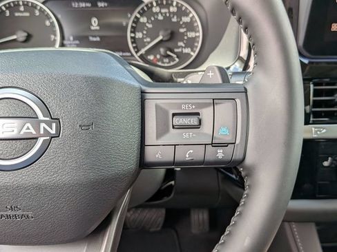 Used 2026 Nissan Pathfinder SV w/ SV Premium Package FWD image 22