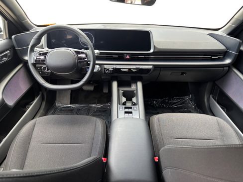 Used 2025 Hyundai Ioniq 6 SE RWD image 10