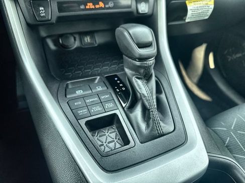 Used 2025 Toyota RAV4 XLE w/ Convenience Package AWD/4WD image 19