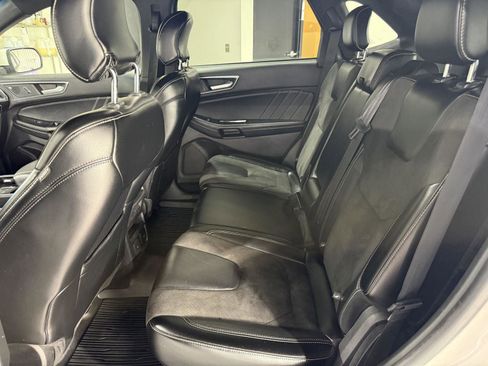 Used 2019 Ford Edge ST w/ Equipment Group 401A AWD/4WD image 24
