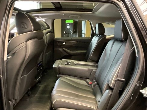 Certified 2023 Acura MDX SH-AWD w/ Advance Package image 24