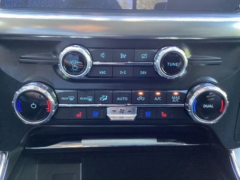 Used 2022 Ford F150 Lariat image 53