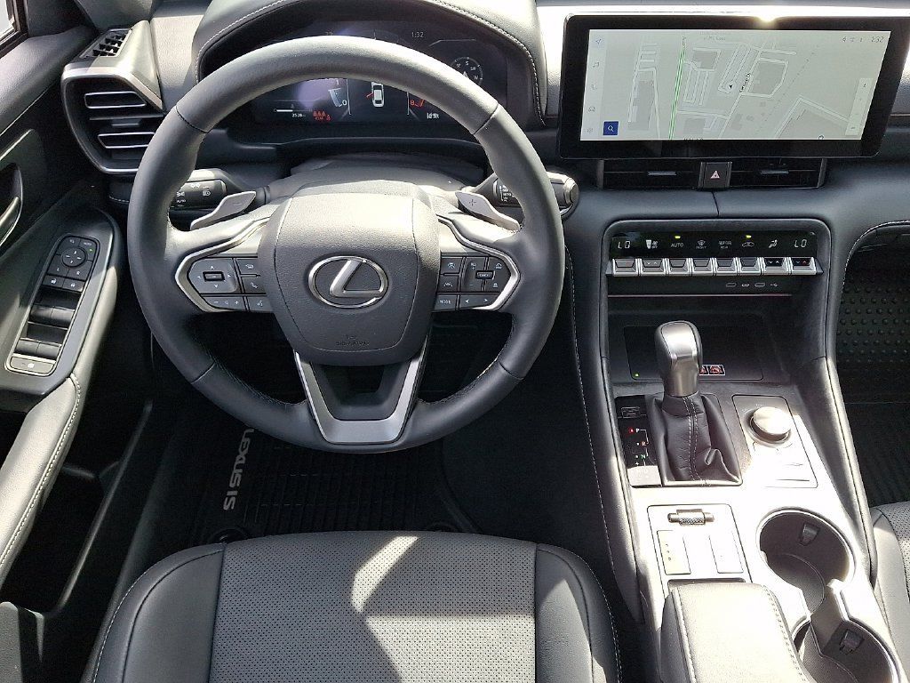 Used 2026 Lexus IS 350 F Sport AWD/4WD image 12
