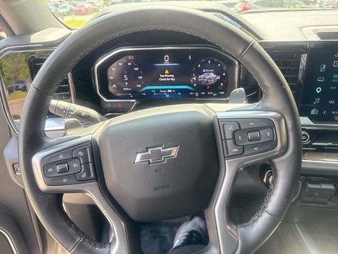 Used 2026 Chevrolet Silverado 1500 RST AWD/4WD image 11
