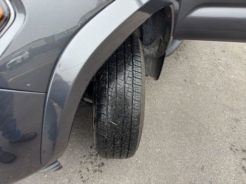 Used 2022 Toyota Tacoma SR5 image 26