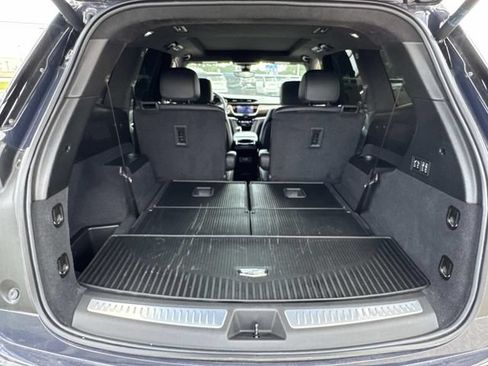 Used 2024 Cadillac XT6 Sport w/ LPO, Onyx Lite Package AWD/4WD image 10