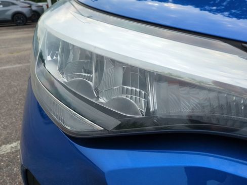 Used 2021 Toyota C-HR XLE FWD image 10